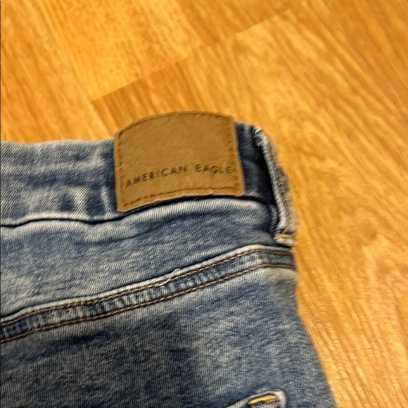 American Eagle Outfitters Blue Distressed Jean Shorts - Picture 6 of 6